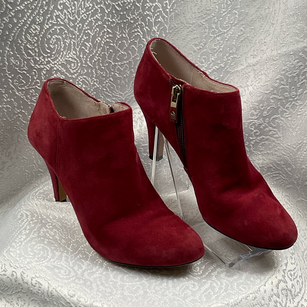 Vince‎ Camuto Red Suede Heeled Boots